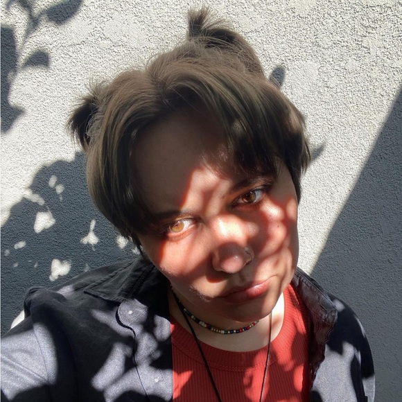 Meet The Posher, Erica! - Picture 2 of 4